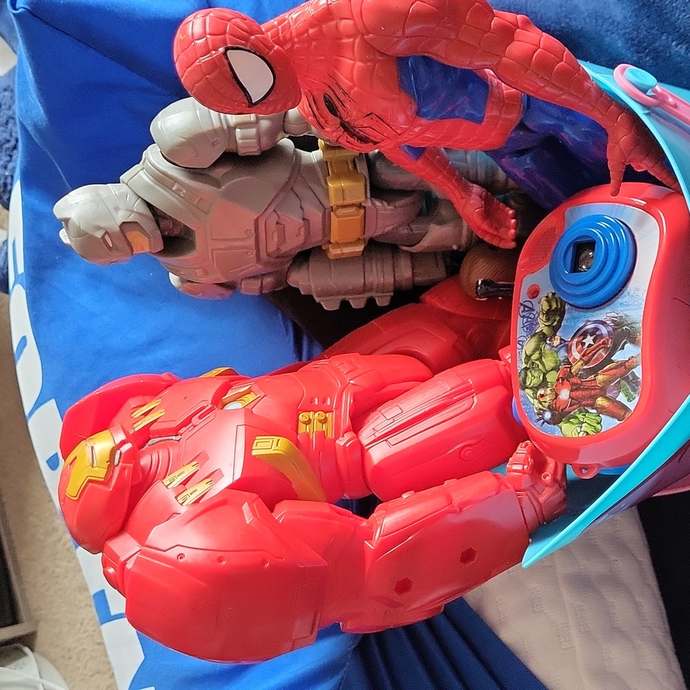 Super Hero Easter basket - Picture 2 of 2